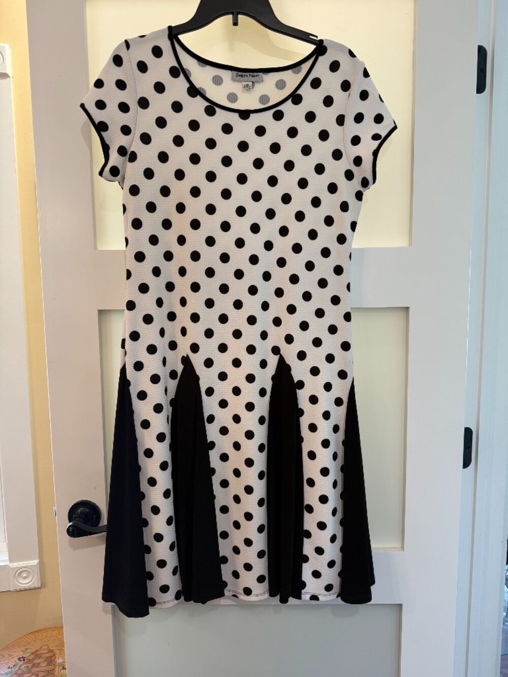 Shelby & Palmer - Short-sleeved Polka Dot Dress